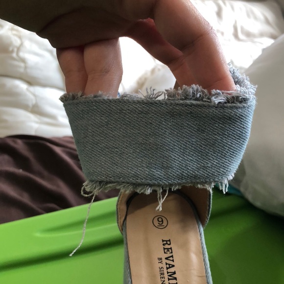 Jean frayed open toe heels - Picture 4 of 9